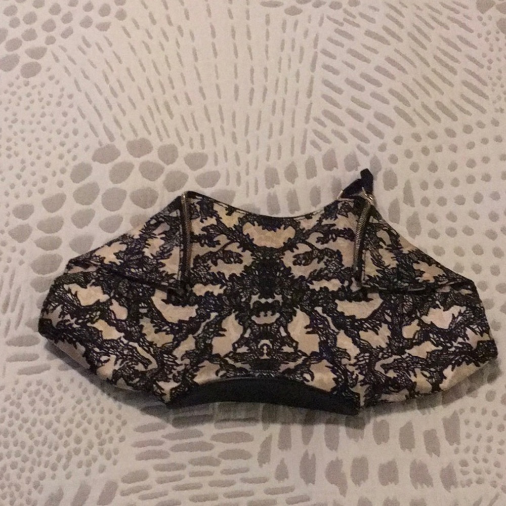 Alexander McQueen de manta clutch, gorgeous!